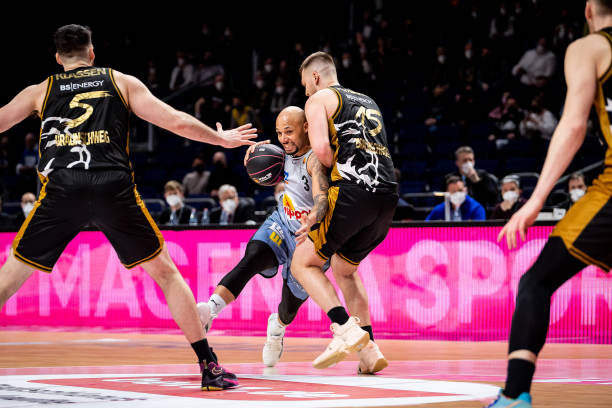 仅是在赛场 仅是在赛场