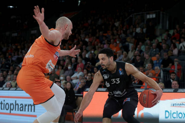 什琴斯尼表 什琴斯尼表