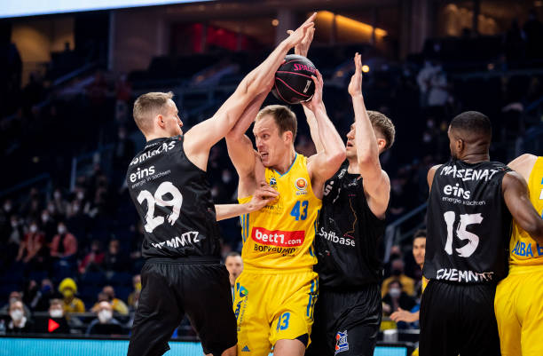 内外赛事 内外赛事